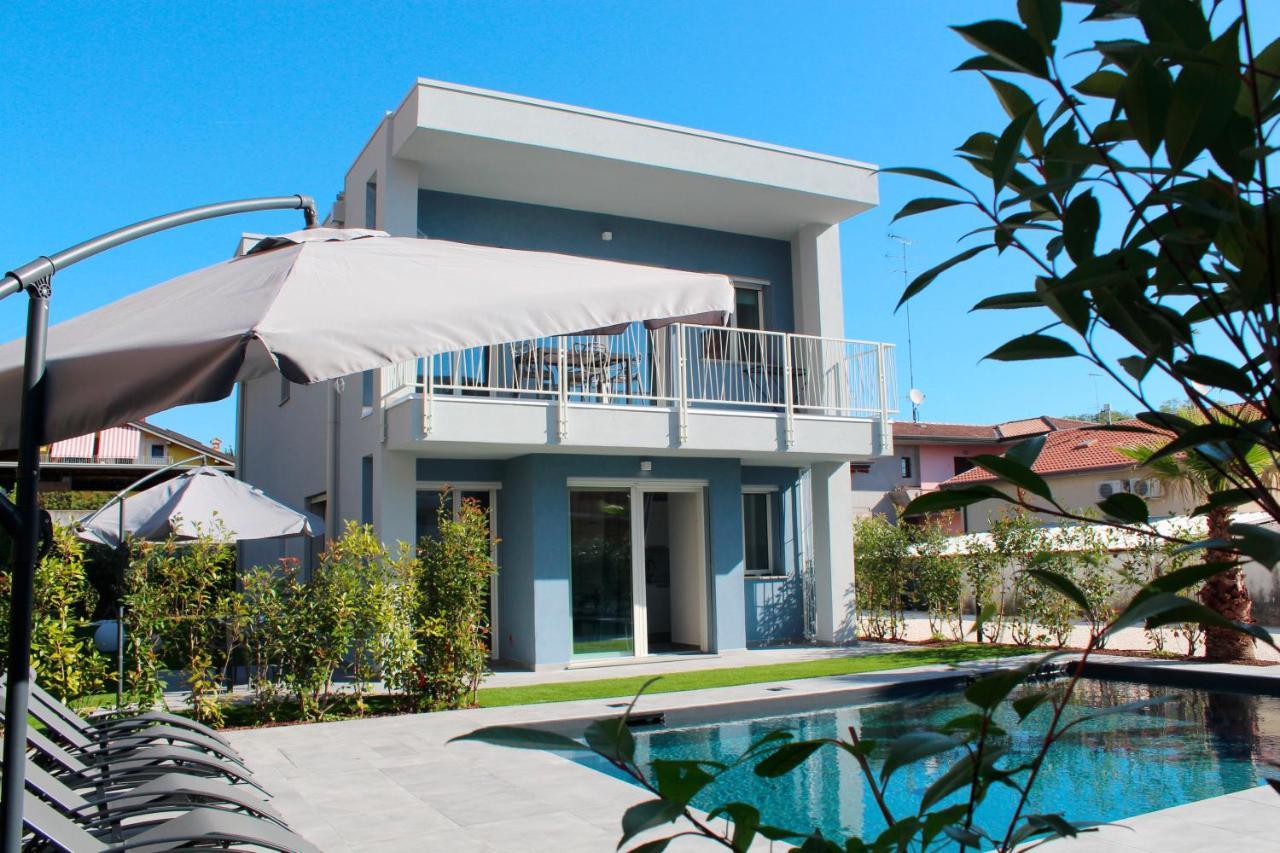Villa Karolina Desenzano del Garda Exterior photo